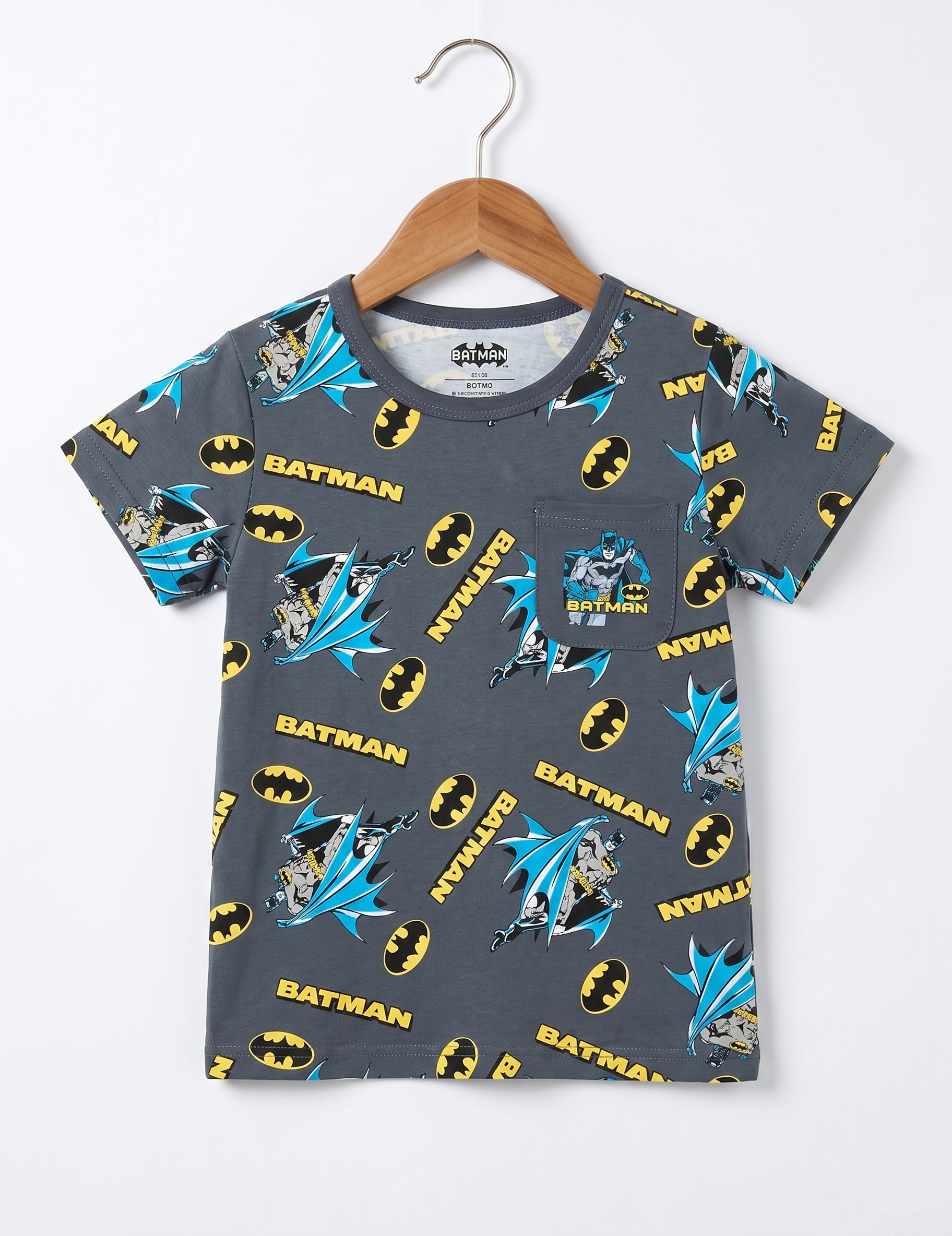 Kids’ Batman Graphic T-Shirt and Shorts Set – Superhero Summer Outfit
